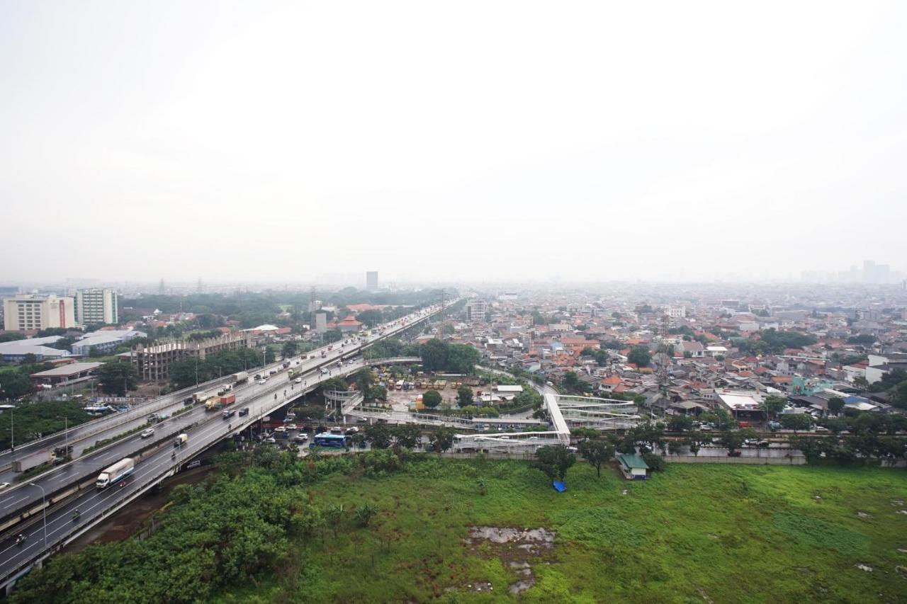 Green Pramuka Apartement By Vici Jakarta Luaran gambar